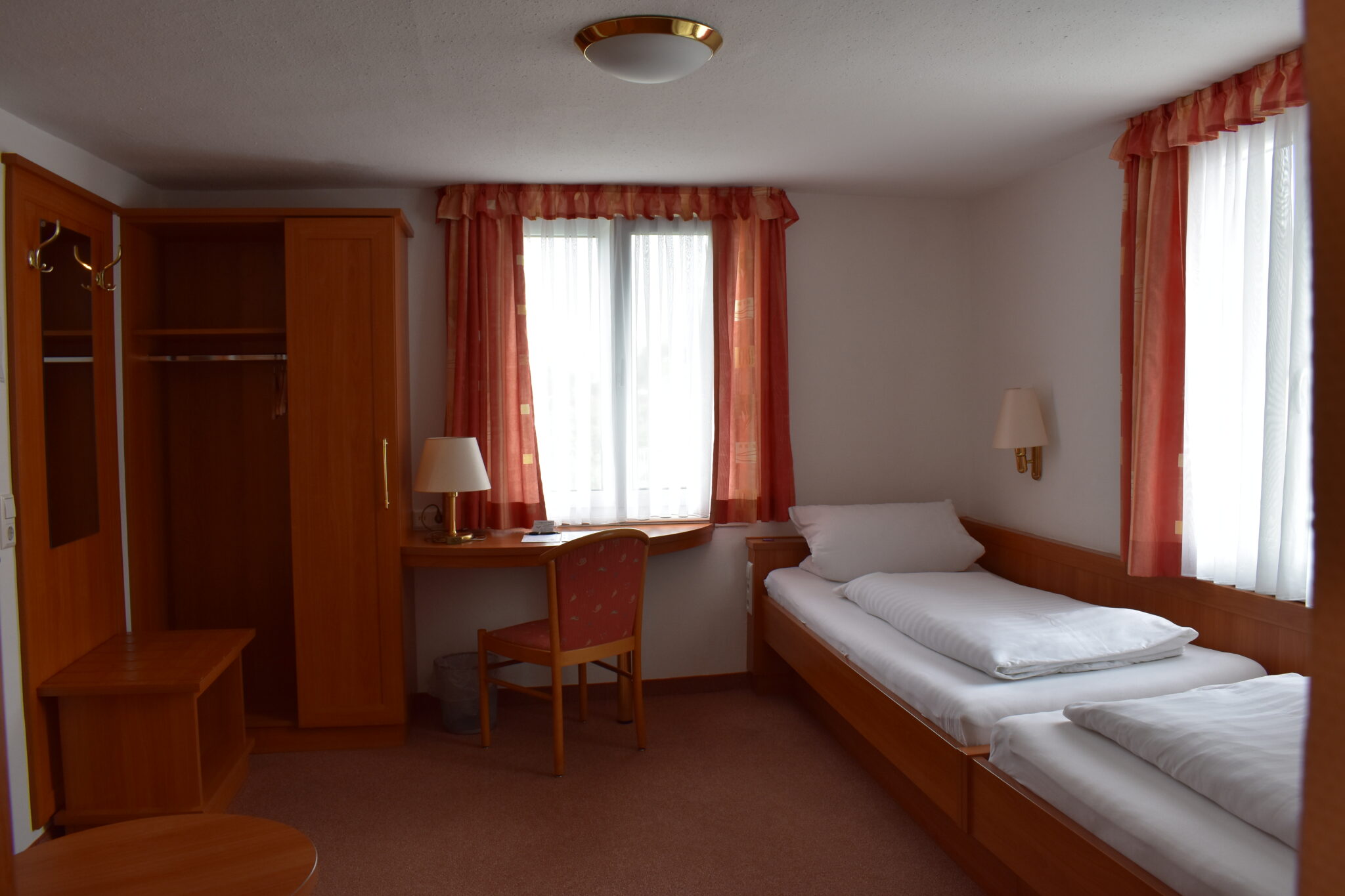 II Zimmer 2